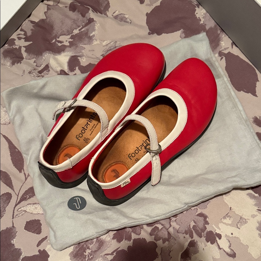 Footprints by Birkenstock Mary Jane Shoes Avila